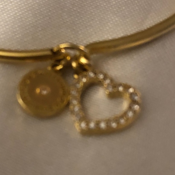Michael Kors Gold Plated Over Brass Bangle With Logo & Heart Charms NWT - Picture 9 of 10